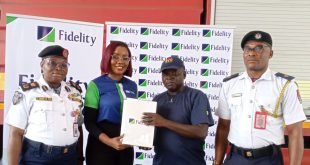 L-R: Lagos State Controller, Federal Fire Service, CF (Controller of Fire), Adebayo Funke; Tolulope Rojaiye, Marketing Business Partner, Fidelity Bank Plc; Assistant Superintendent of Fire, Ishola Folorunsho Olufemi; and Station Commander, Onikan Fire Station, Lagos, Okeke Ferdinand; during the donation of firefighting equipment to the Federal Fire Service at Ikoyi, Lagos, recently.